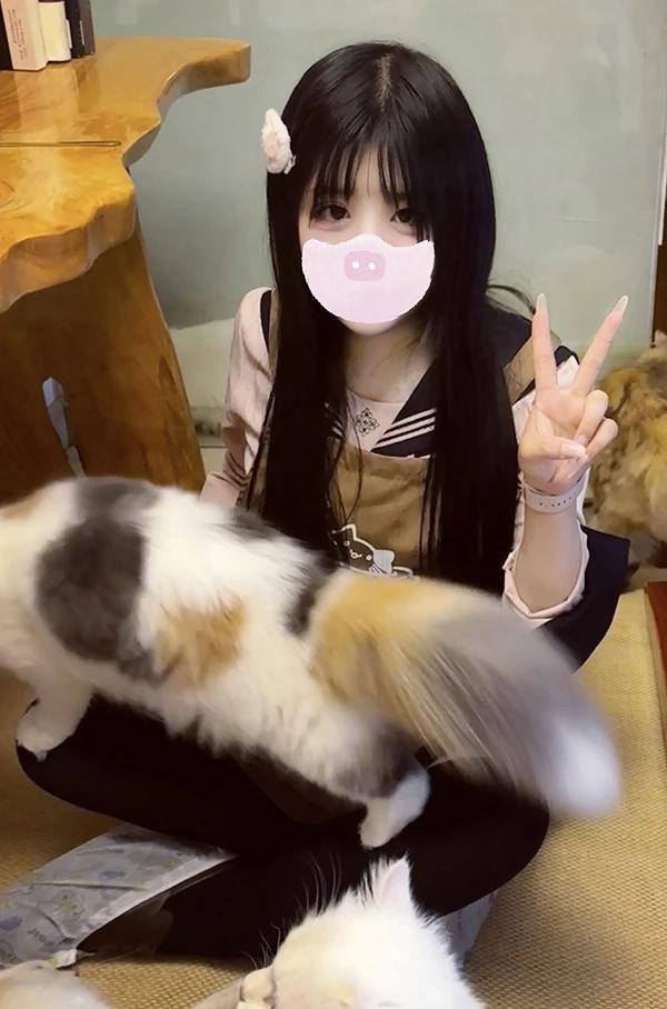 粉嫩福利姬@小鱼神的尺度私拍丰满上围太诱惑3(11)