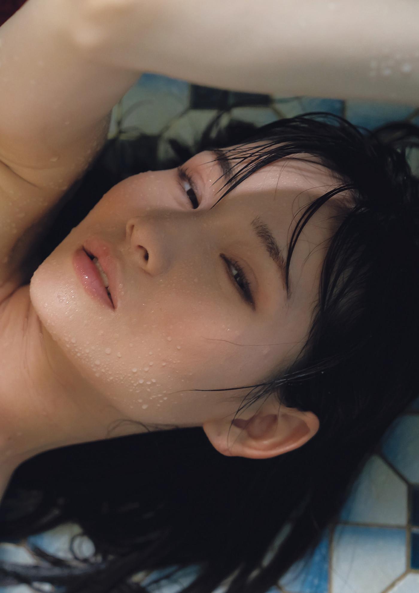 Ria Yamate 山手梨愛, 写真集 『material』 増ページ デジタル特装版 Set.02(32)