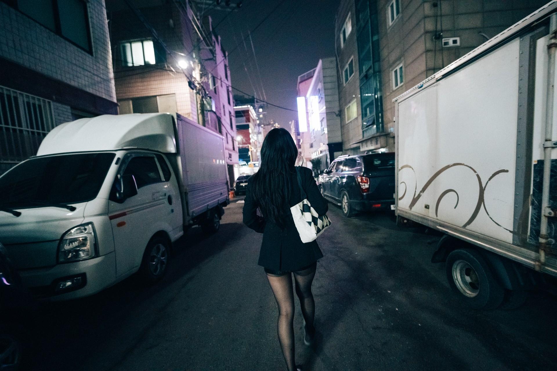 ZIA.Kwon 권지아, [Loozy] XXX At Night Road Set.01(7)