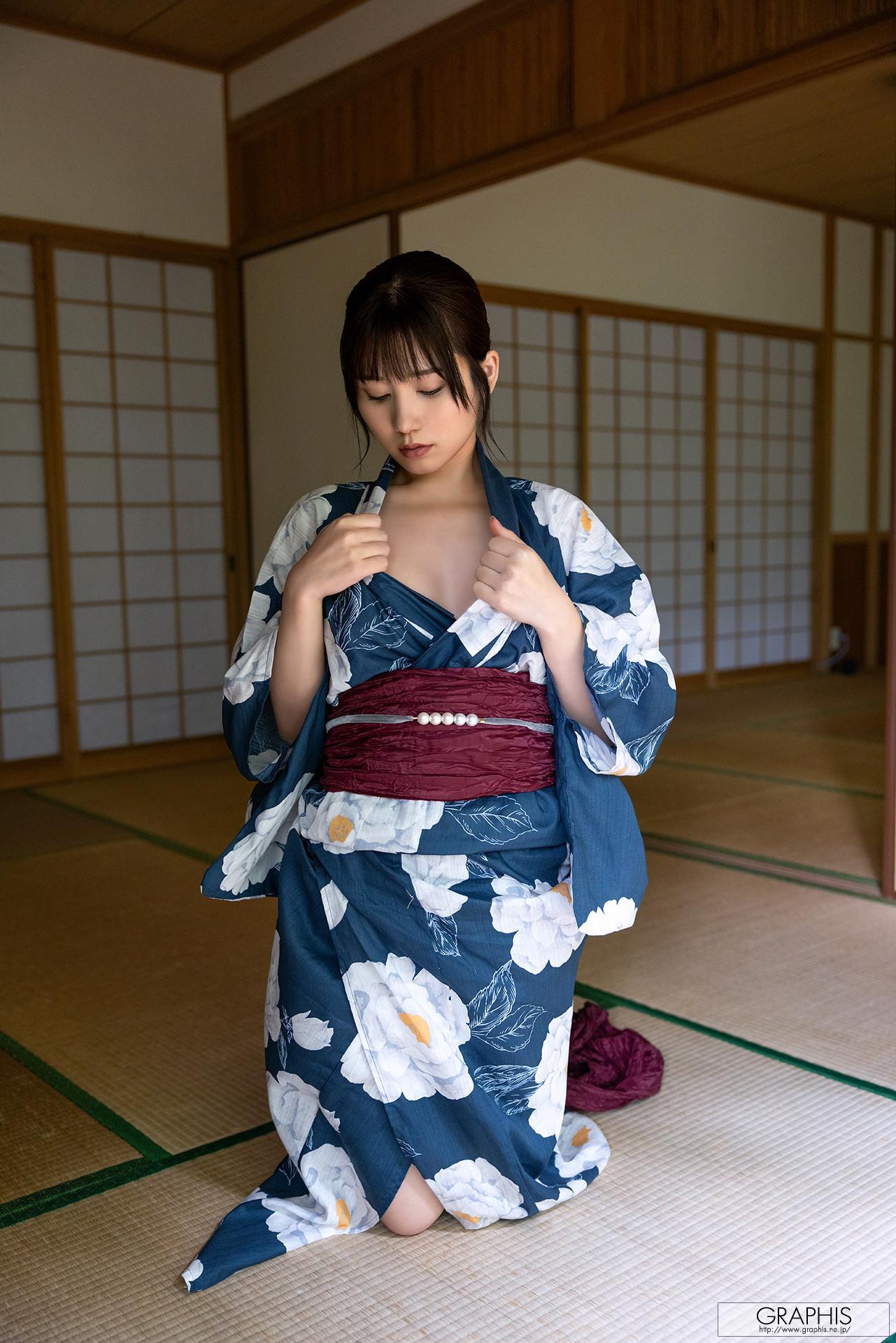 Mei Itsukaichi 五日市芽依, Graphis Special Gravure 「Vacation」 Vol.03(3)