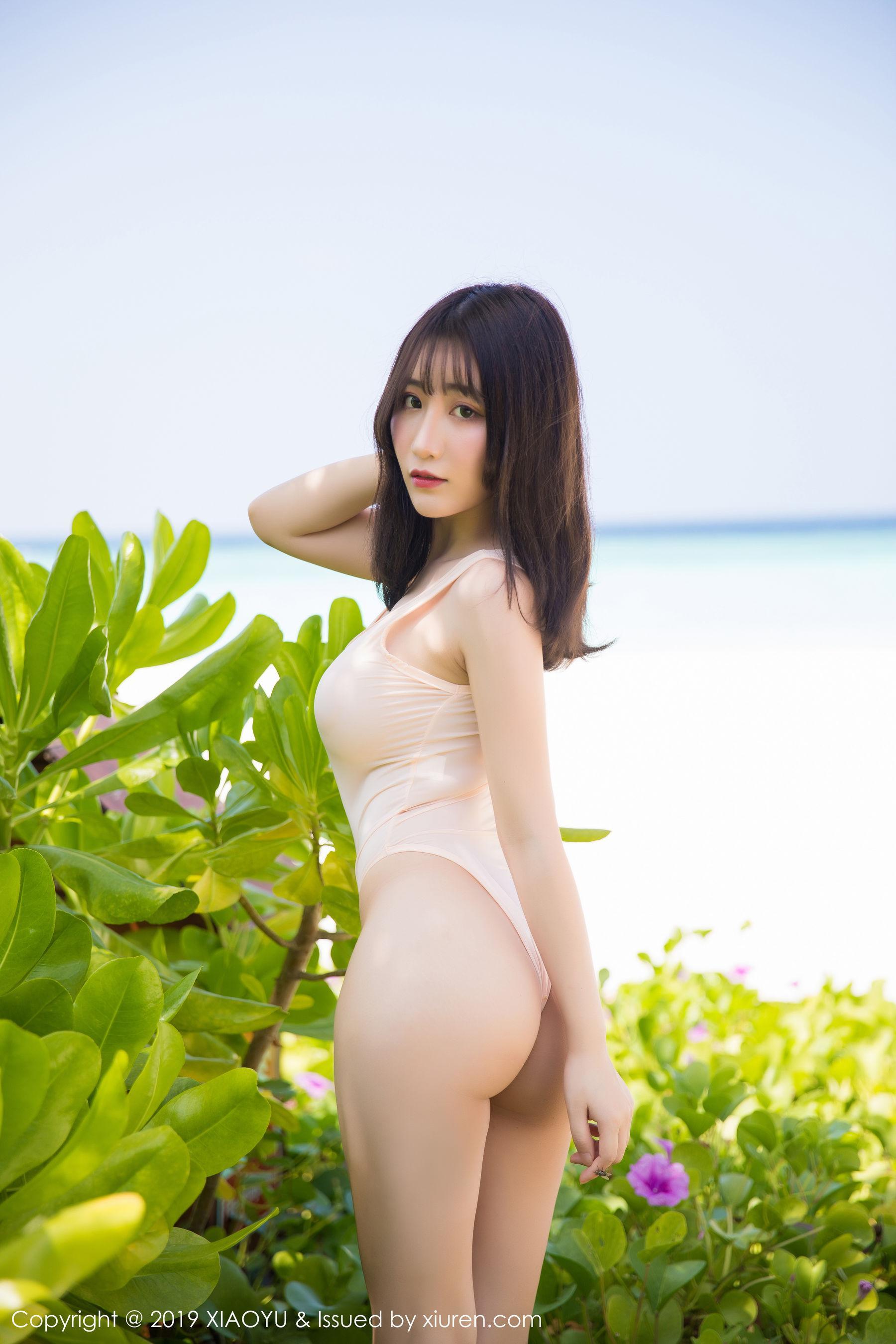 绯月樱-Cherry《户外美臀到漓尽致的浴室湿身系列》 [语画界XIAOYU] Vol.155 写真集(24)