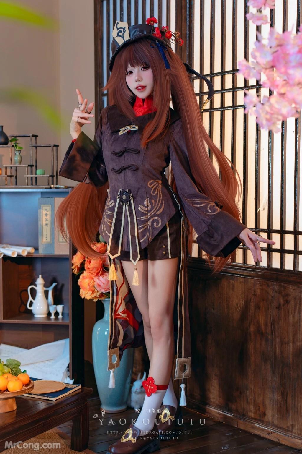 Coser@黏黏团子兔: 往生堂堂主胡桃&ミチノチモシーキミノキモチ (66 photos )(52)