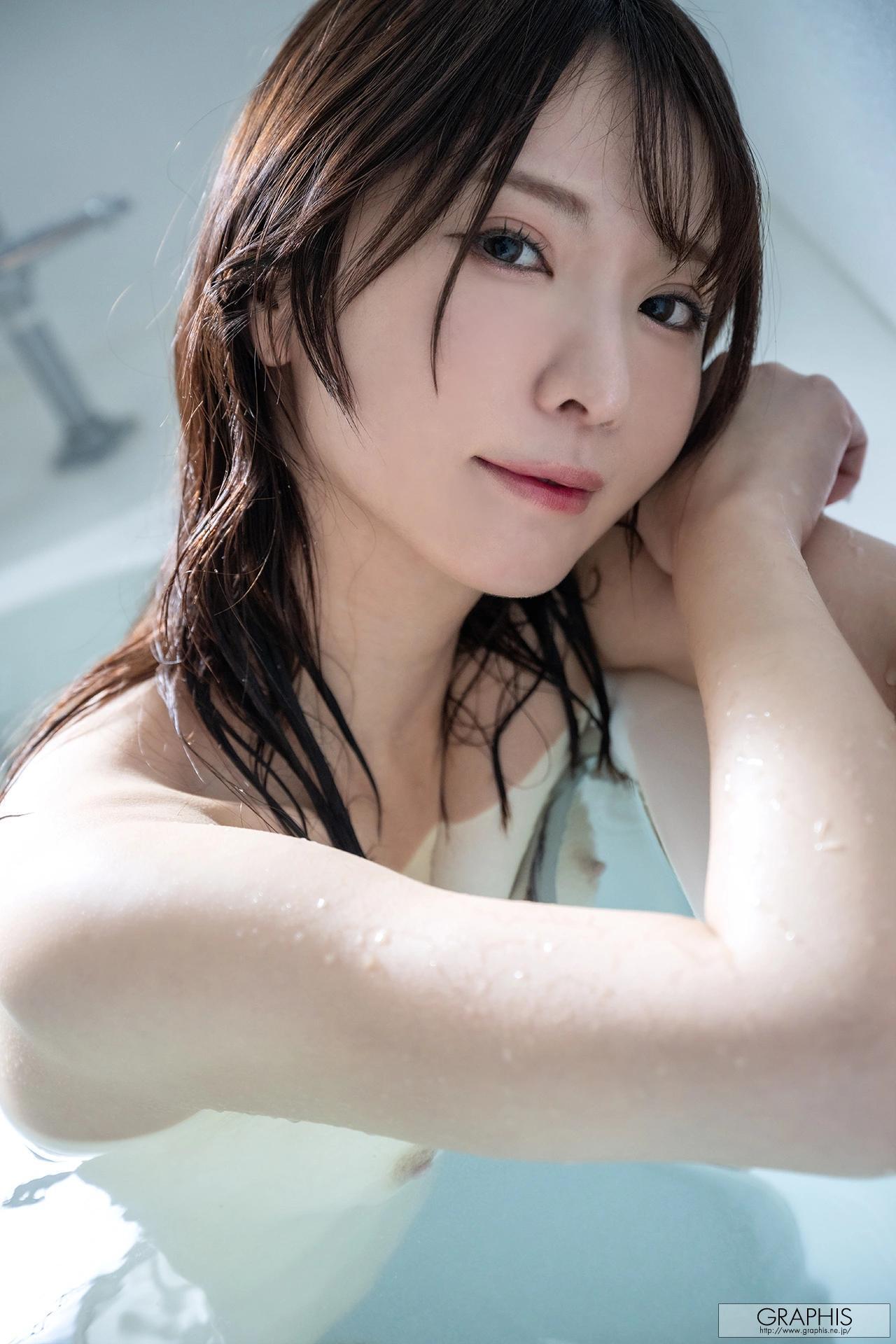 Yuuka Niizuma 新妻ゆうか, Graphis First Gravure Vol.06(19)