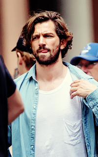 Michiel Huisman VXCwkbeC_o