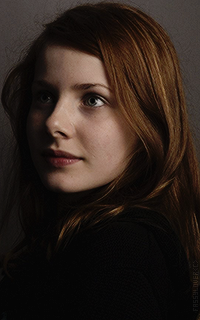 Rachel Hurd Wood ZB7kLSVf_o