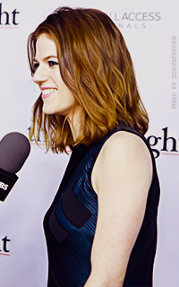 Rose Leslie TZtXMks9_o