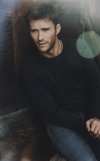 Scott Eastwood 8ynU5h41_o