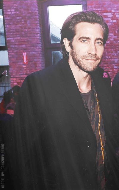 Jake Gyllenhaal - Page 4 7WvJuu6F_o