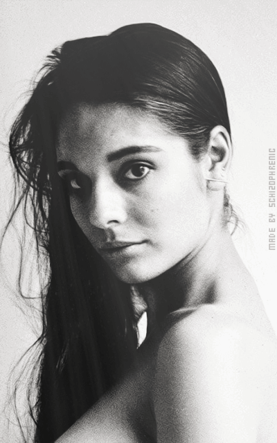 Caitlin Stasey ZWWcfDVL_o