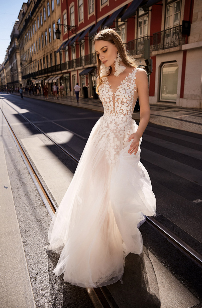 Dagmara Raczynska by Szymon Boczek / Tom Sebastien Bridal collection 2019 Dagmara Raczynska by Szymon Boczek / Tom Sebastien Bridal collection 2019