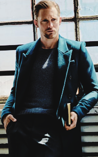 Alexander Skarsgard  L9M6cYQx_o