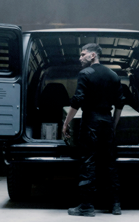 Jon Bernthal  Znb459xR_o