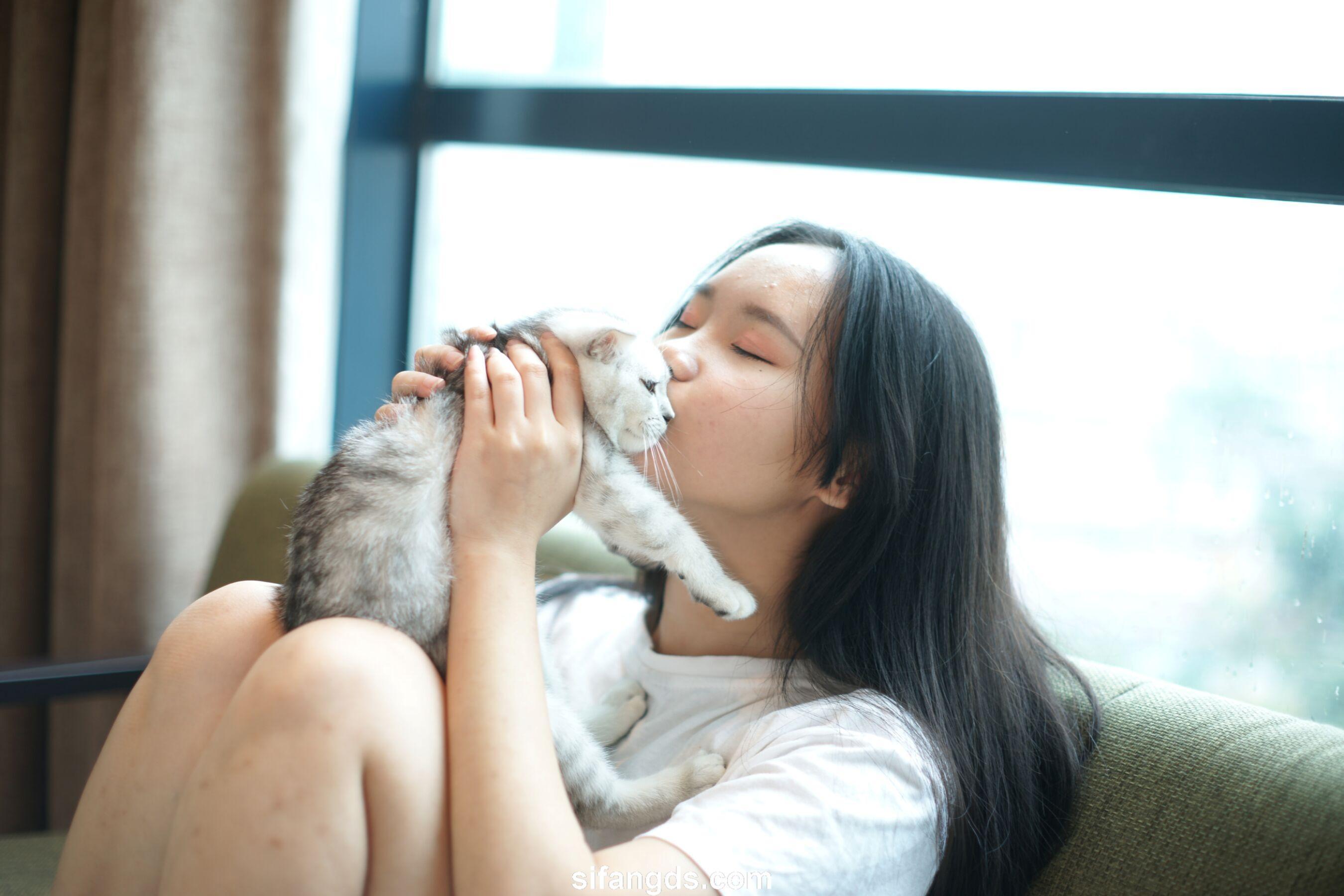国模套图 素人私拍流出(79)