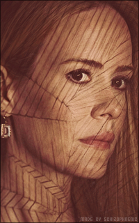 Sarah Paulson G3Hy8VEw_o