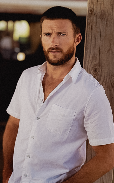 Scott Eastwood 5AVu5CRi_o