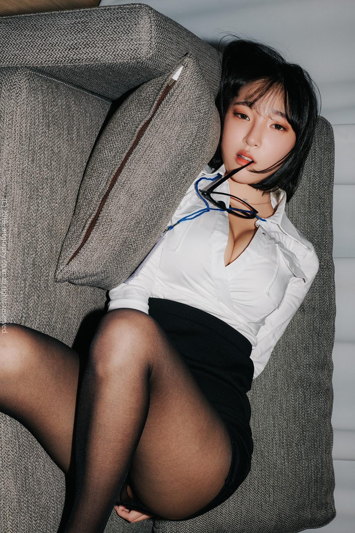 Kang Inkyung 강인경, ArtGravia Vol.042 Photobook Set.01(18)