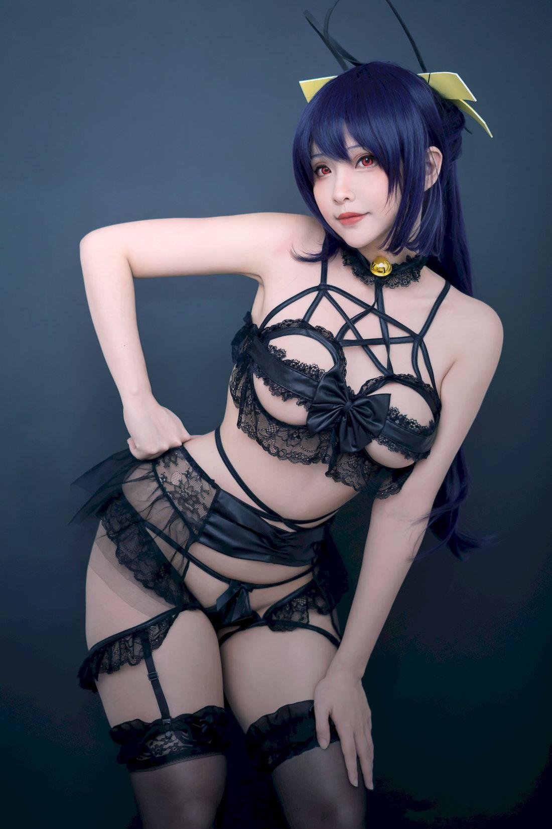 [福利女神cosplay] 越裔正妹Hana bunny - Akeno (High School DxD)/13P(2)