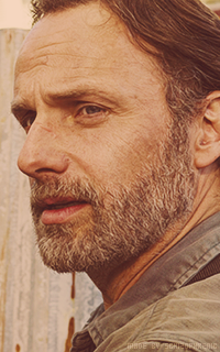 Andrew Lincoln - Page 2 IrPLulmR_o