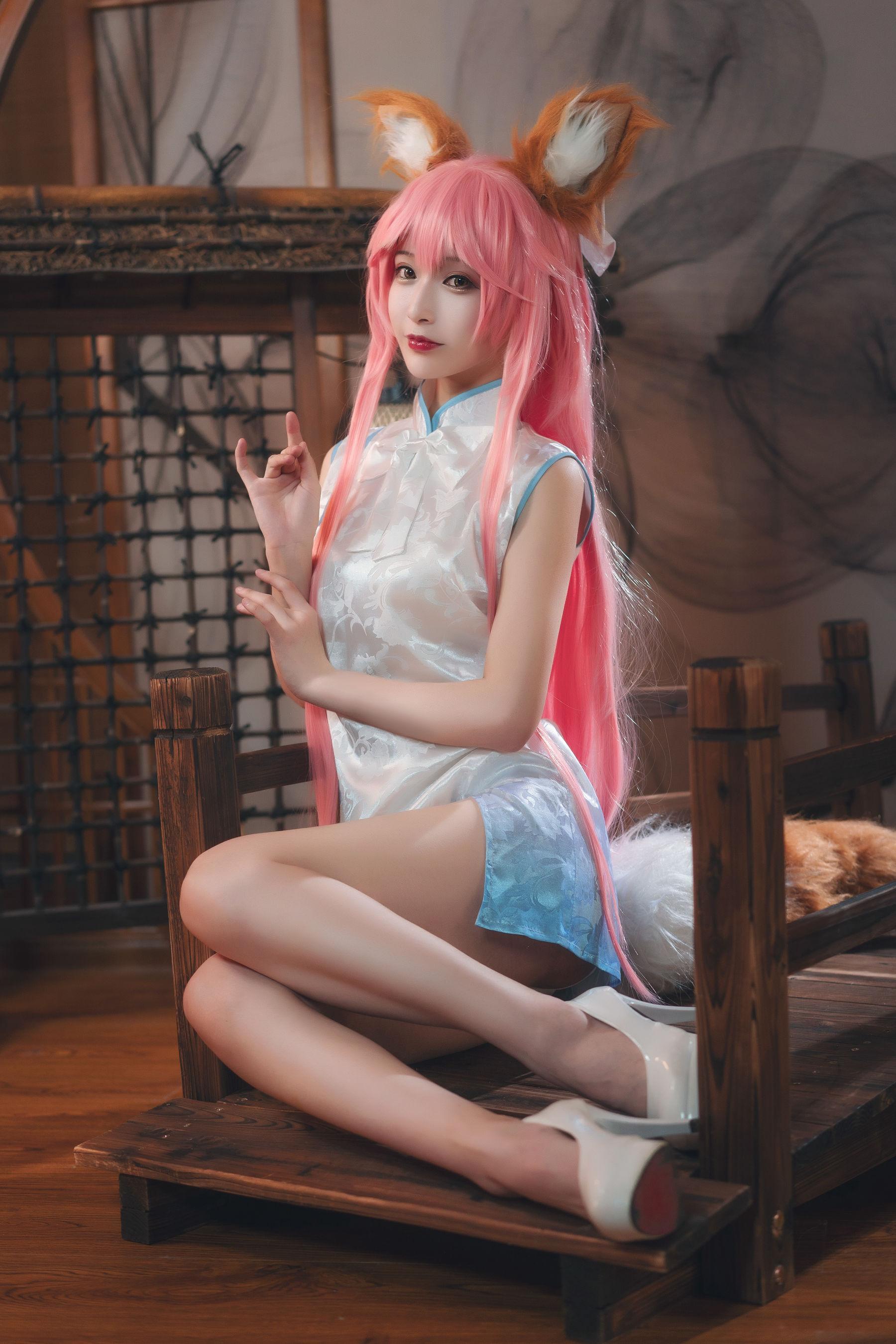 [Cosplay] 动漫博主铁板烧鬼舞w – 玉藻前 旗袍 写真集(11)