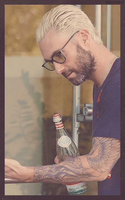 Adam Levine - Page 8 4hvDZjTH_o