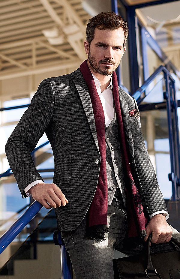 MALE MODELS IN SUITS: Adam Cowie for Roy Robson