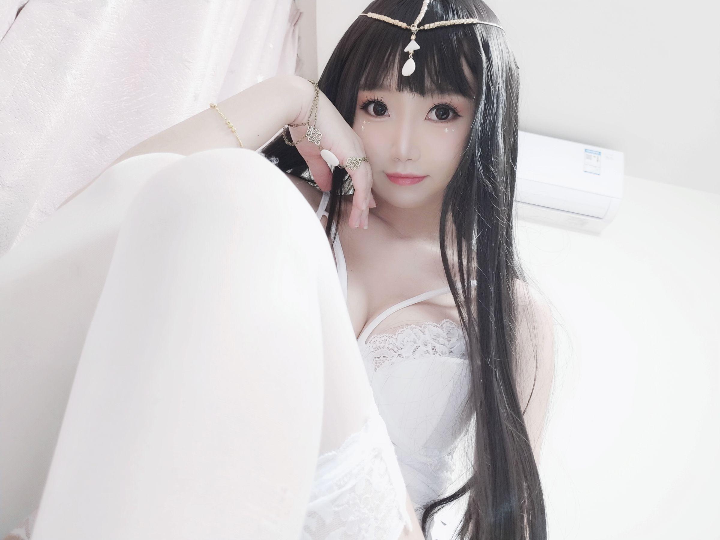 白嫩美少女鬼畜瑶 《白色埃及瑶》 写真集(28)