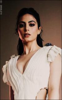 Emeraude Toubia 96H4VOql_o