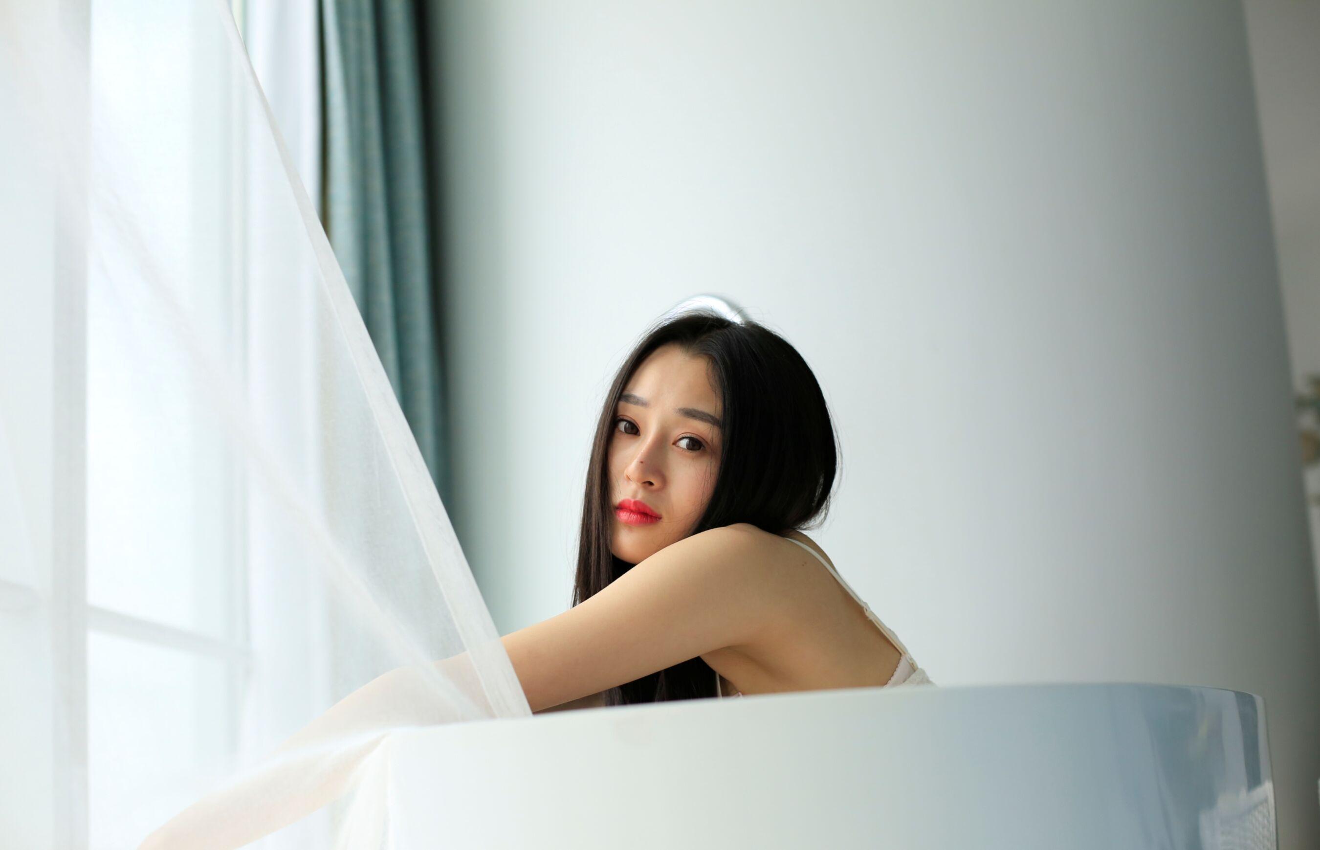 国模套图 素人私房流出(422)