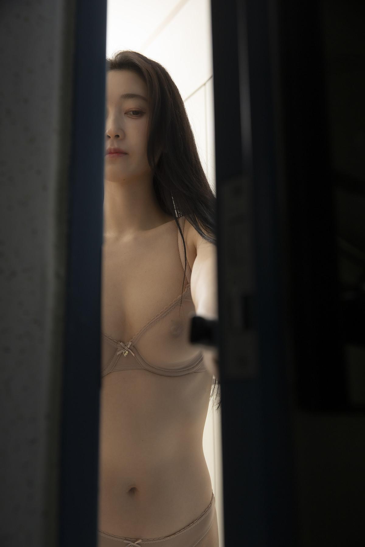 LeeHa 이하, BUNNY Photobook ‘A Lady in The Office S.5’ Set.03(5)