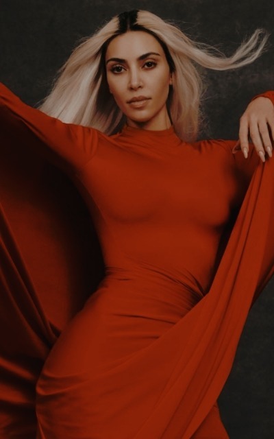 brunetka - Kim Kardashian Dzbxiv1L_o