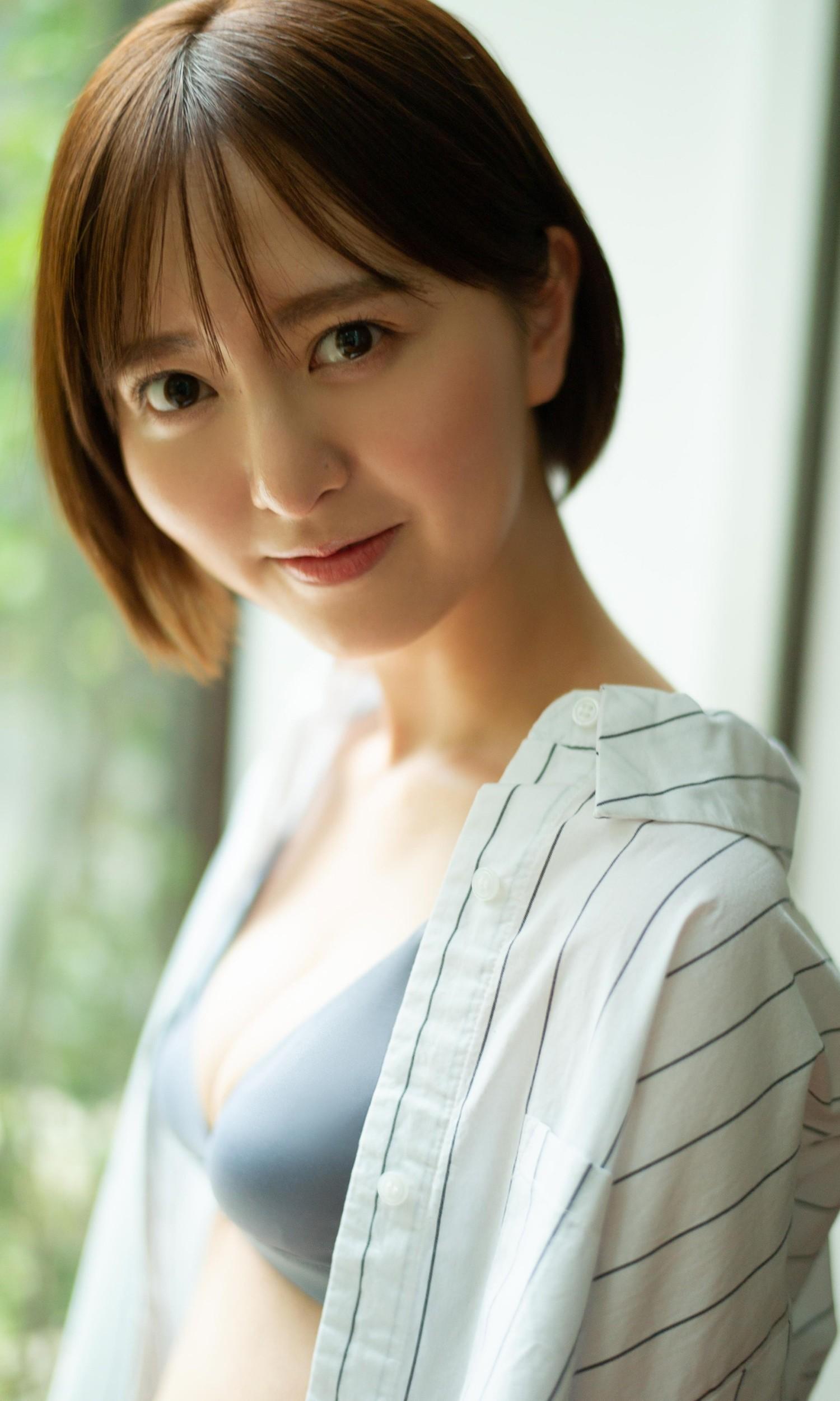 Madoka Moriyasu 森保まどか, 写真集 「Beautiful Monologue」 Set.01(10)