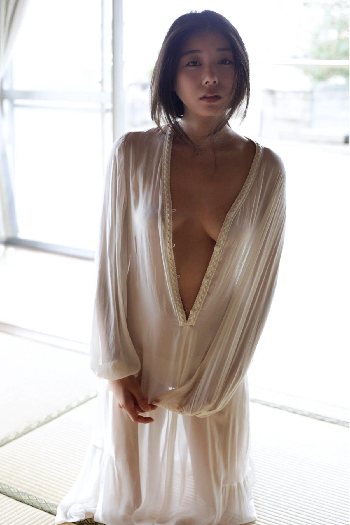 Yume Saito 佐藤夢, 週刊現代デジタル写真集 「全107カットの大ボリューム完全版！純潔の裸身 vol.3」 Set.01(6)
