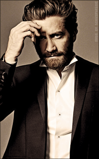 Jake Gyllenhaal CRzeWf8B_o