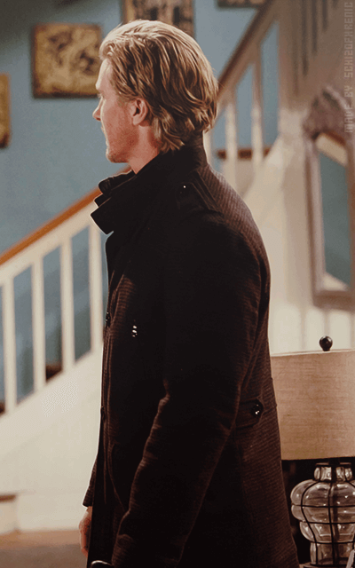 Thad Luckinbill 6pCm4wKW_o