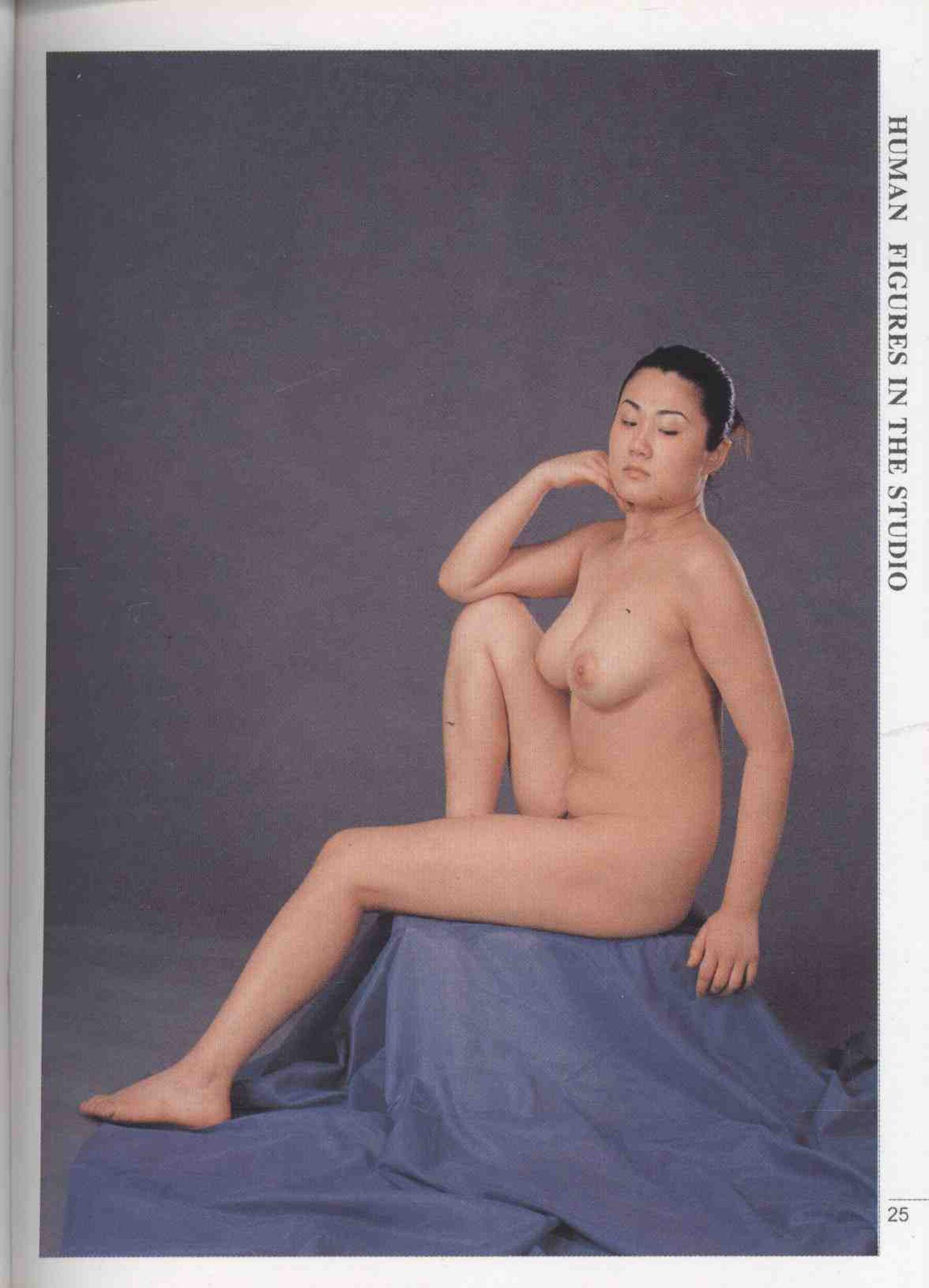 书籍扫描 实用人体模特摄影·坐姿篇(30)
