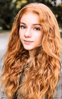 Julia Adamenko MXWJeYpI_o