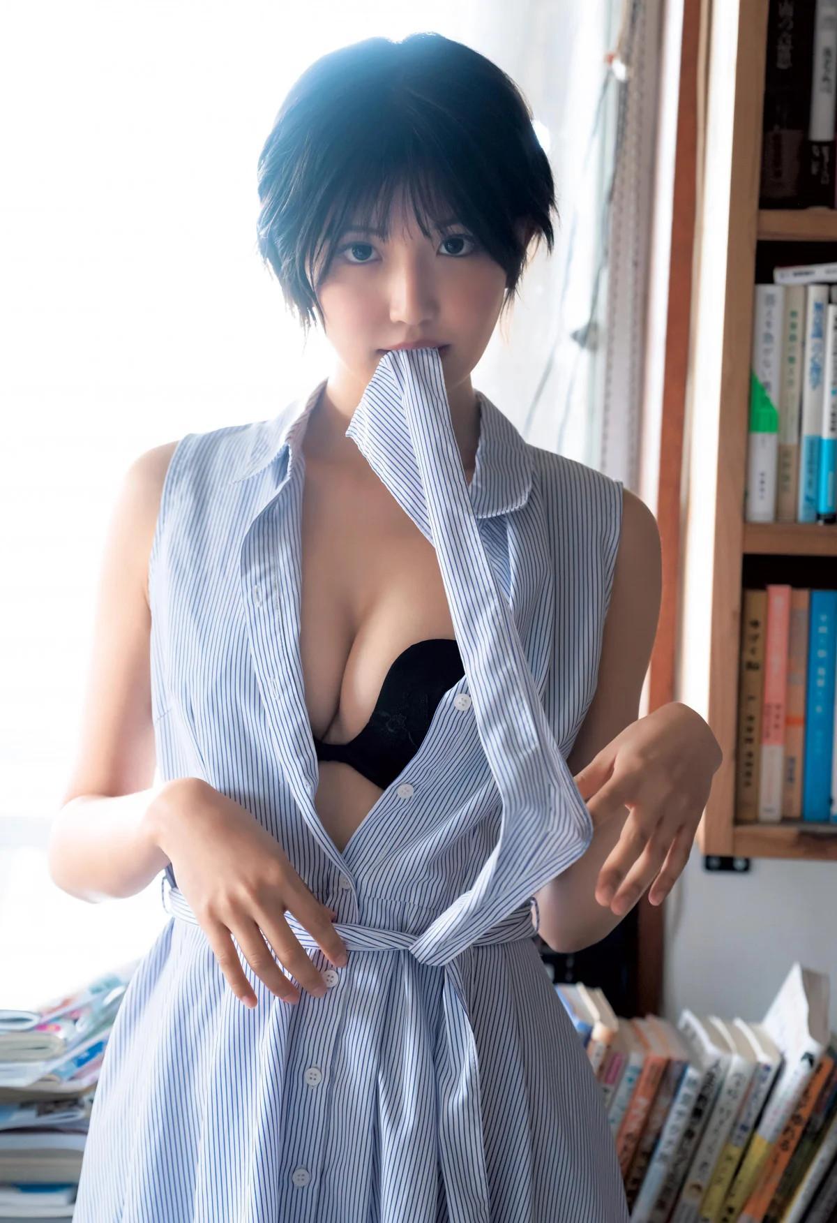 Ami Minami 南あみ, Young Jump 2025 No.32 (ヤングジャンプ 2025年32号)(12)