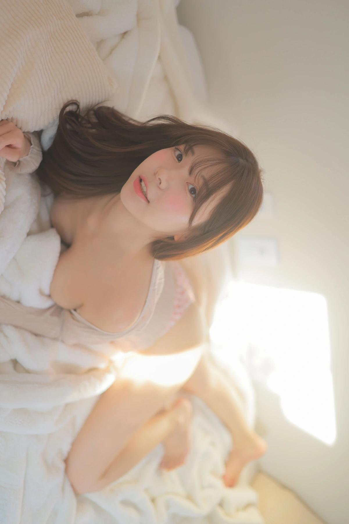 Leeesovely 쏘블리, PhotoBook 「Warm Afternoon Sun」 Set.01(6)