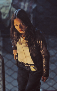 Kristin Kreuk ATnH9QNd_o