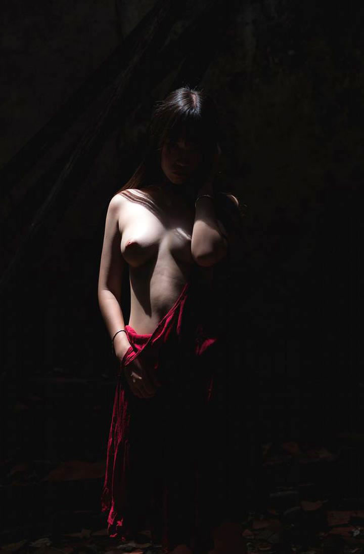 Need for teak half -naked camisling red outfit without holy light body art photo 19