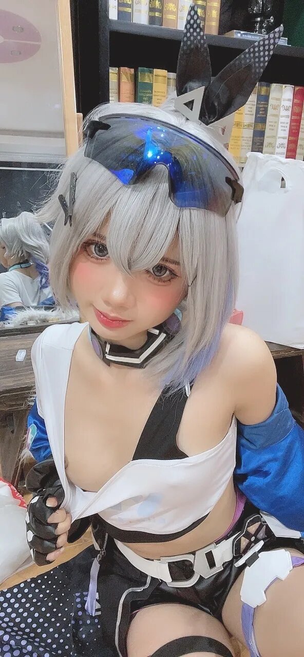 PoppaChan - SilverWolf
