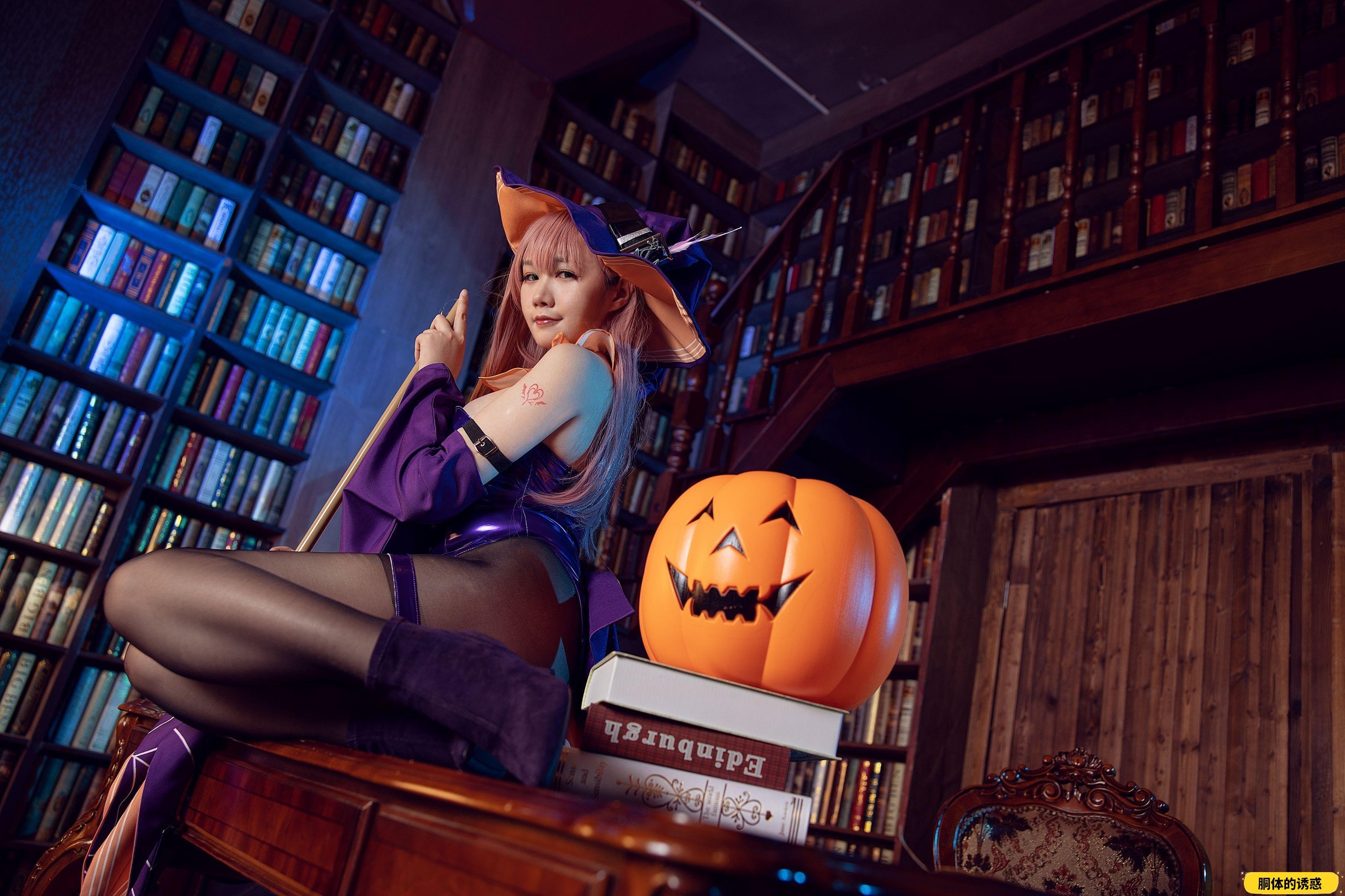 Makachan 麻花麻花酱 - Memphis Halloween (Azur Lane)