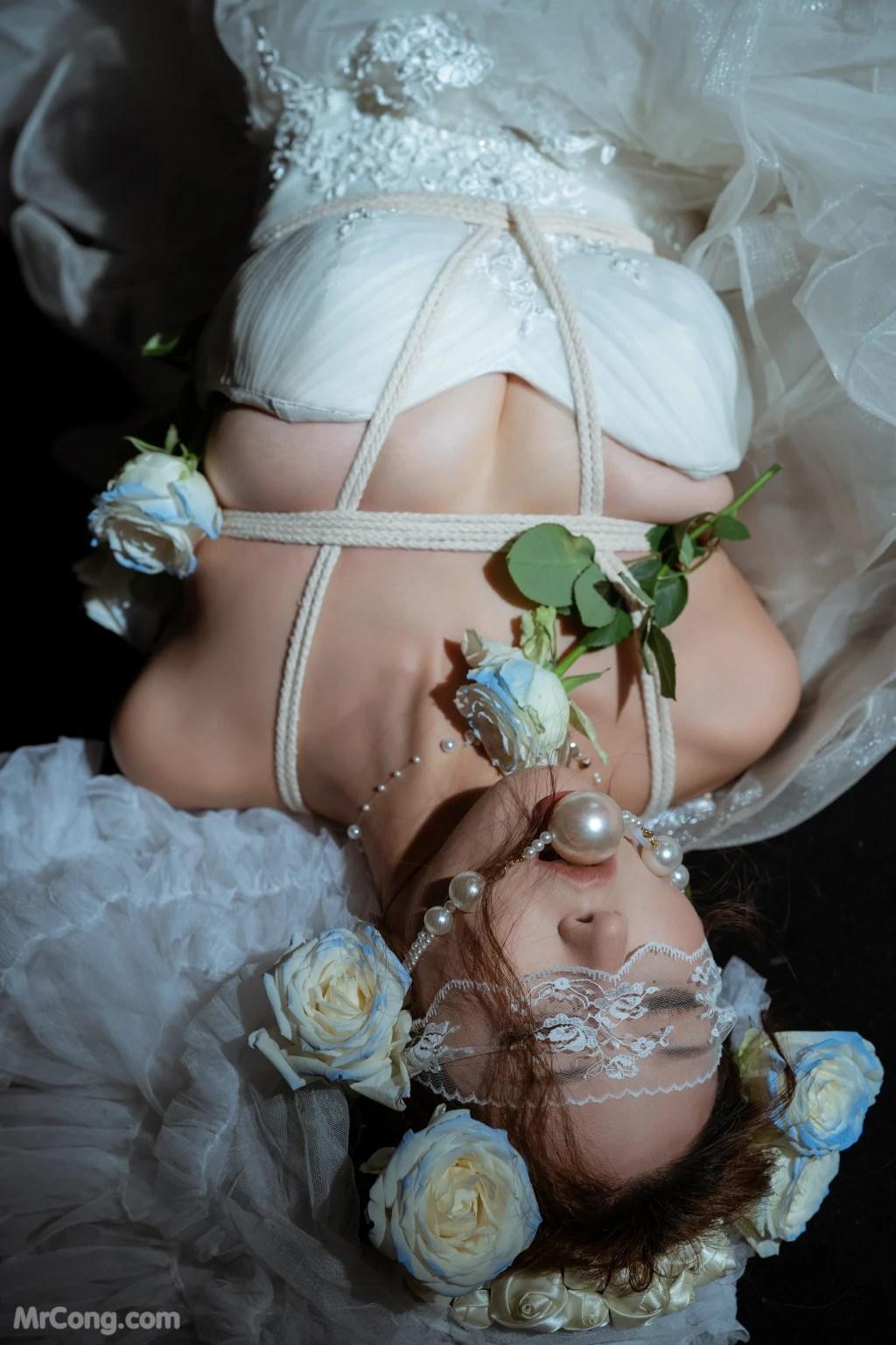 Coser@云溪溪 (Yunx1x1) Vol.060: 奶桃桃 月 (48 photos)(27)