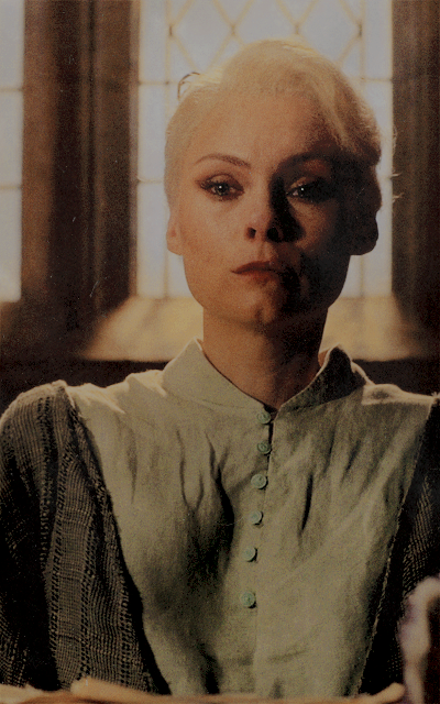 MyAnna Buring LYrTcXxT_o