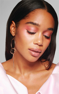 Laura Harrier A0tci7ck_o