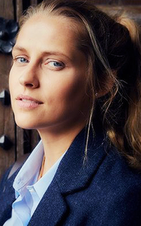 Teresa Palmer RIkibfJh_o