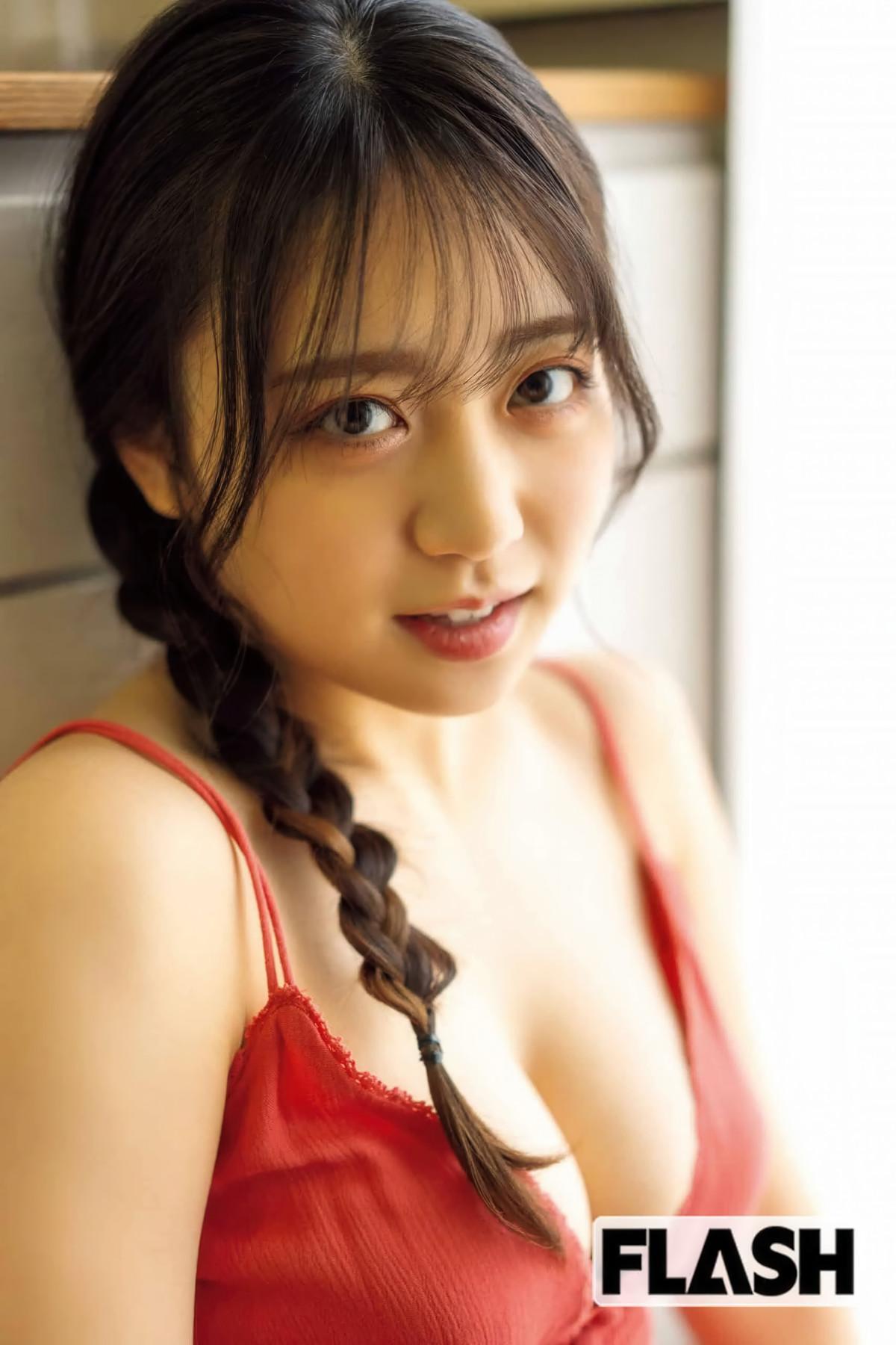 Ririka Moriwaki 森脇梨々夏, Yuna Watanabe 渡辺優奈, FLASH 2025.06.24 (フラッシュ 2025年6月24日号)(18)