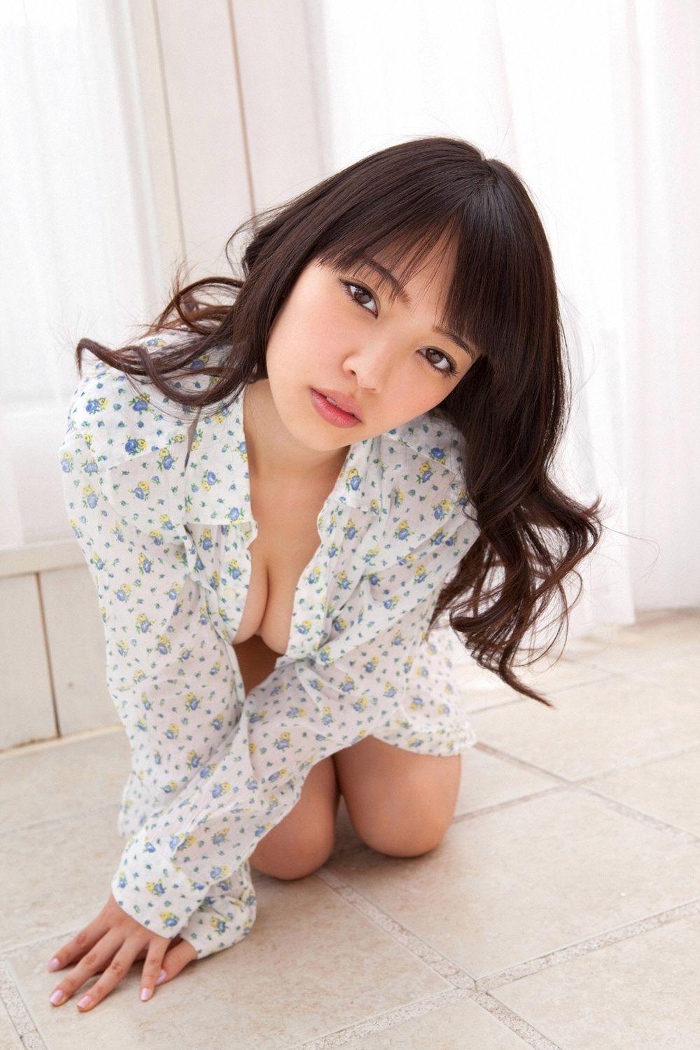 安藤遥《禁断のしなやかBODY》写真集 [YS Web] Vol.477(25)