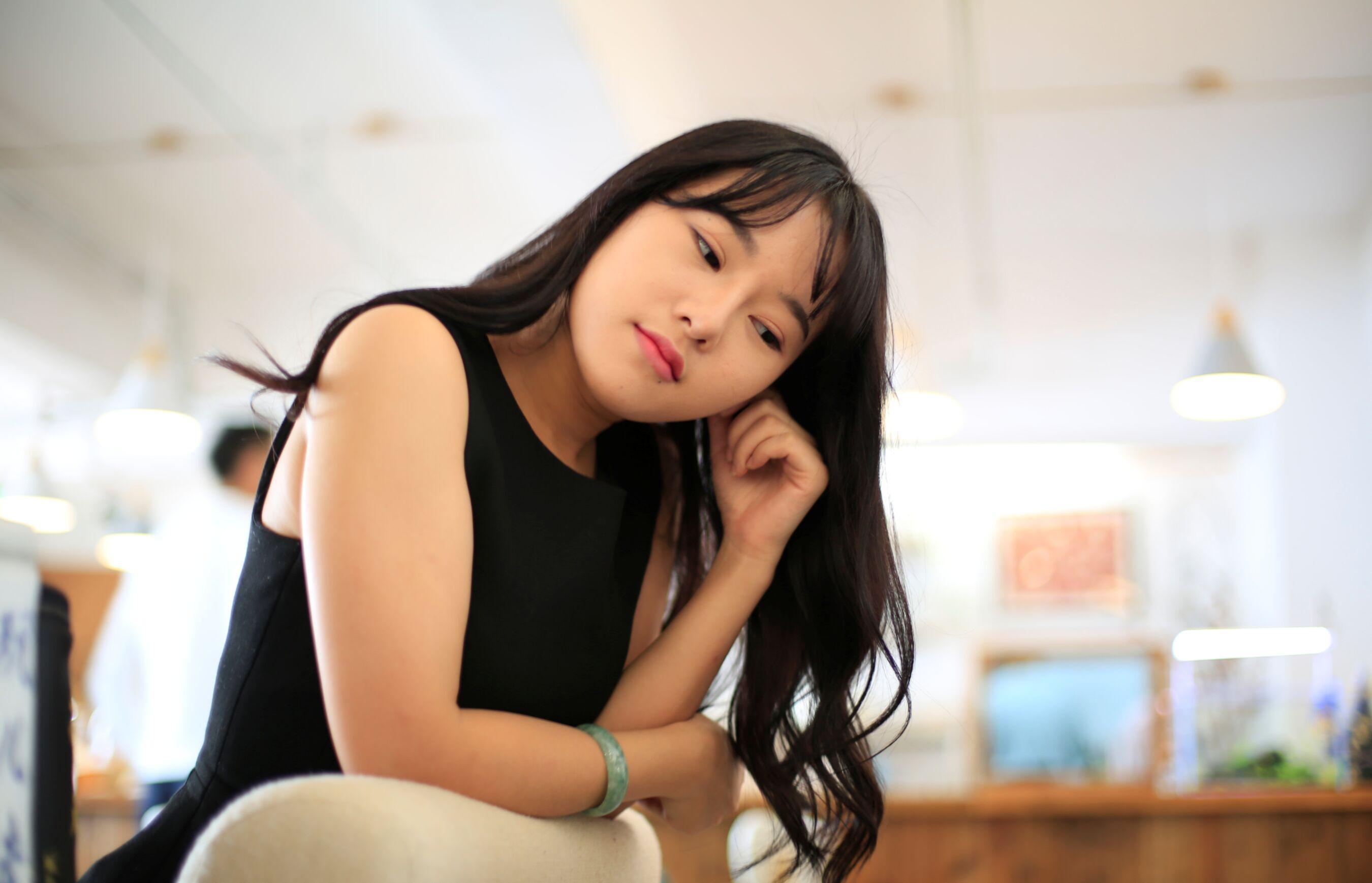 国模套图 素人私房流出(93)