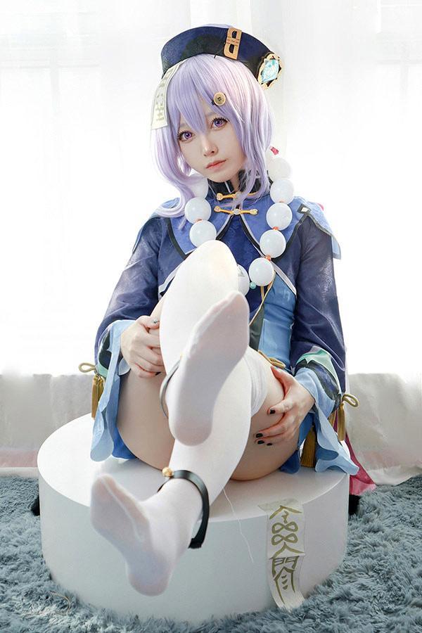 高颜值coser@Asagiriai 原神Qiqi(1)